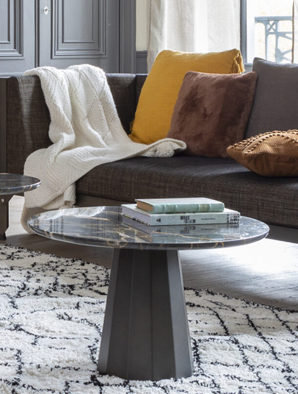 Table basse ronde adaptable en intérieur comme dans un jardin