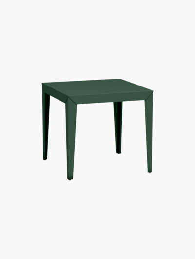 Table carré, Made In France, pour l'intérieur et l'extérieur et personnalisable.